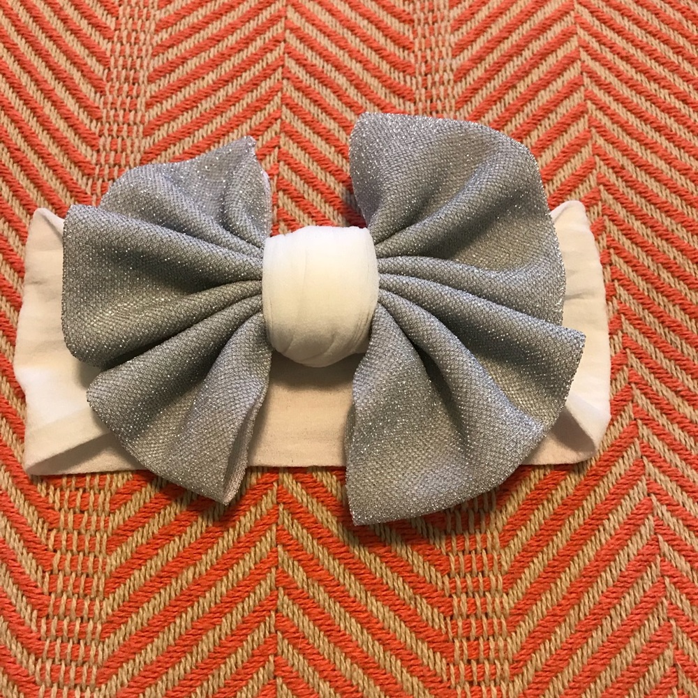 White/Silver Baby Bling Bow